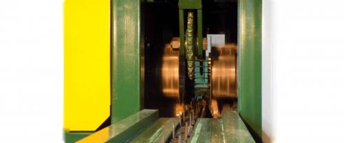 Multi blade machine for pulpwood UPT-250M