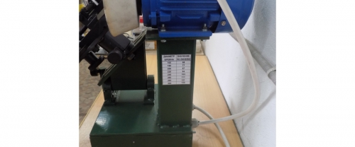 Sharpening machine for milling